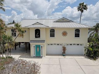 9914 ALAVISTA DRIVE, Gibsonton, FL 33534