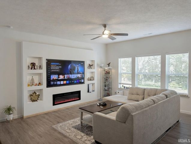 1146 Thorny Lane, West Lafayette, IN 47906