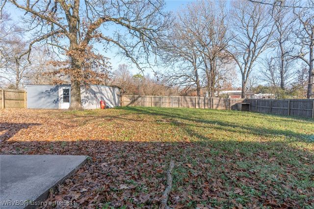 32702 Highway 22, Charleston, AR 72933