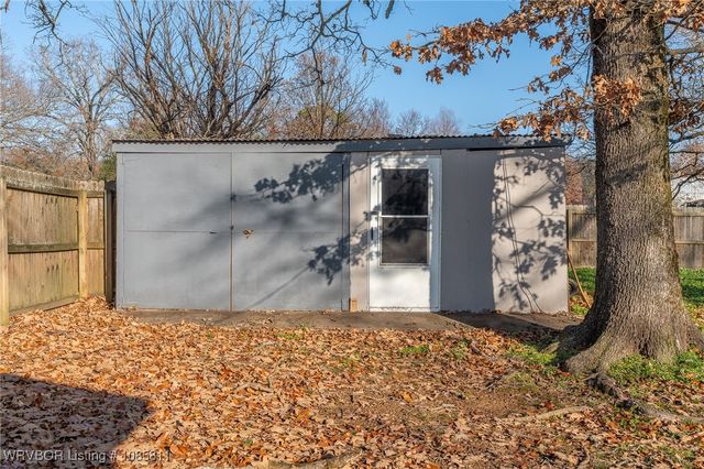 32702 Highway 22, Charleston, AR 72933