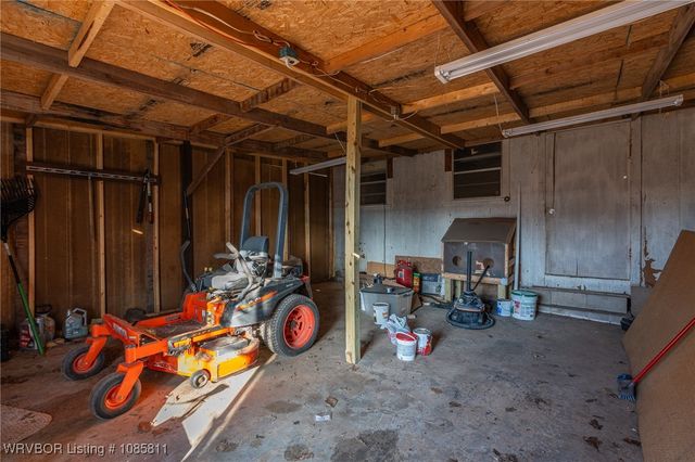 32702 Highway 22, Charleston, AR 72933