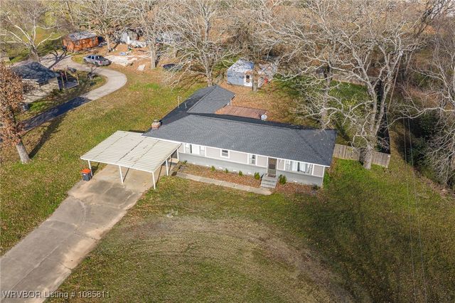 32702 Highway 22, Charleston, AR 72933