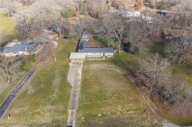 32702 Highway 22, Charleston, AR 72933