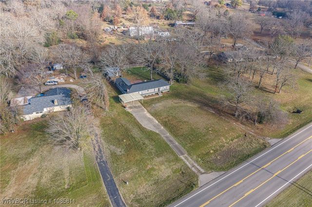 32702 Highway 22, Charleston, AR 72933