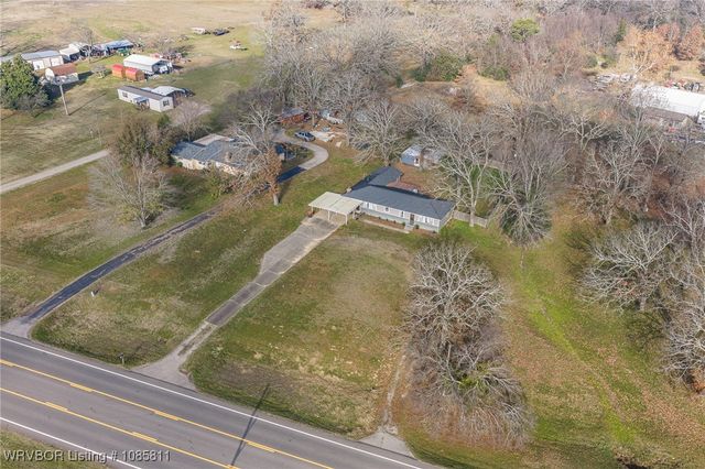 32702 Highway 22, Charleston, AR 72933