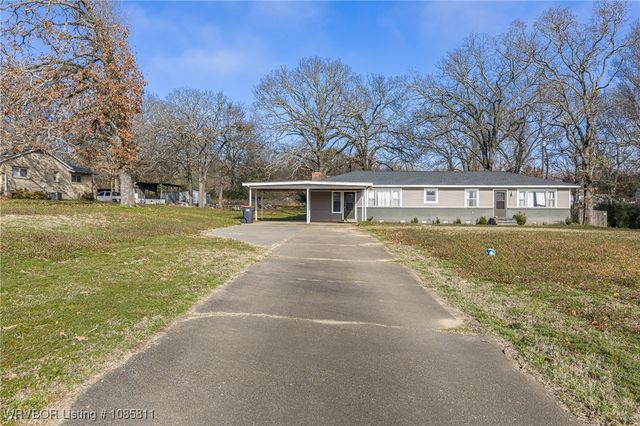 32702 Highway 22, Charleston, AR 72933