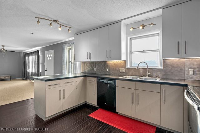 32702 Highway 22, Charleston, AR 72933