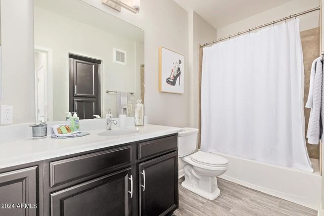 2511 W QUEEN CREEK Road 349, Chandler, AZ 85248