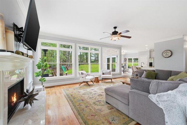 4880 Rosewood Lake Drive, Cumming, GA 30040