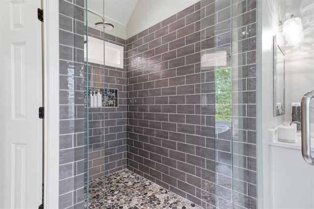 4880 Rosewood Lake Drive, Cumming, GA 30040