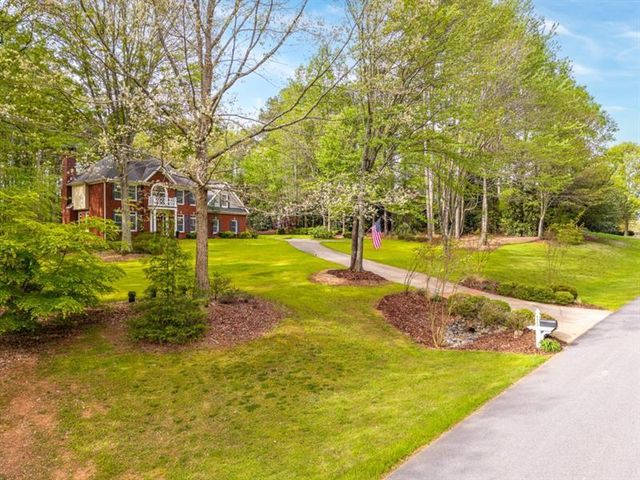 4880 Rosewood Lake Drive, Cumming, GA 30040