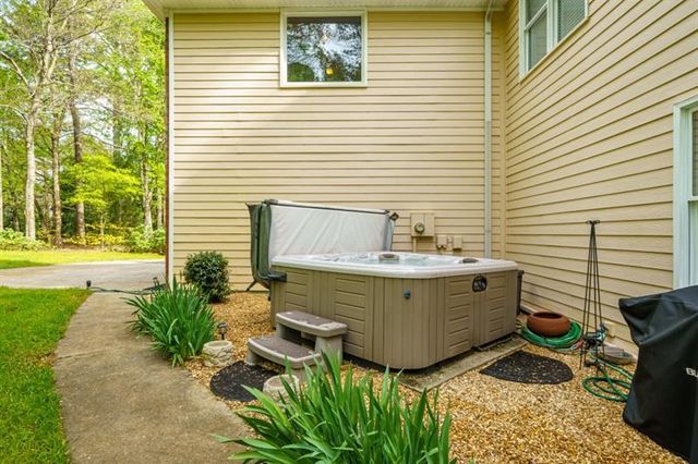 4880 Rosewood Lake Drive, Cumming, GA 30040