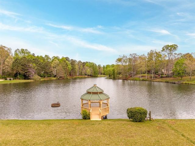 4880 Rosewood Lake Drive, Cumming, GA 30040