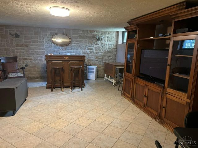 333 S Main Street, Lynchburg, OH 45142