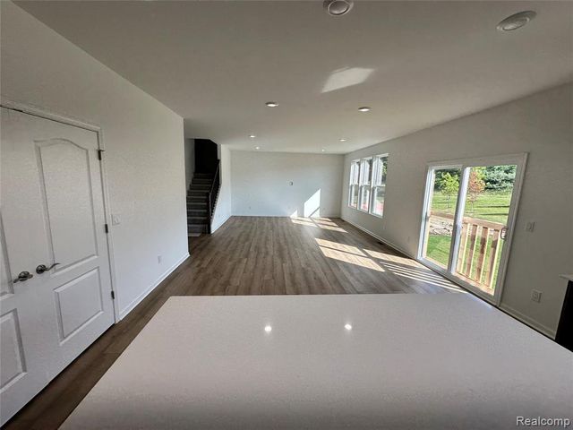 4881 Marquette Drive, Milford, MI 48381