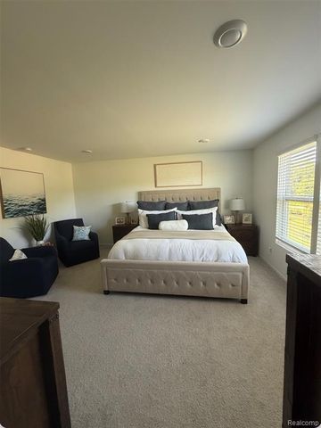 4881 Marquette Drive, Milford, MI 48381