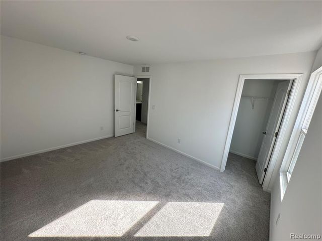 4881 Marquette Drive, Milford, MI 48381
