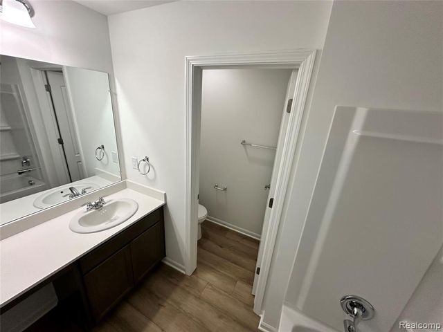 4881 Marquette Drive, Milford, MI 48381