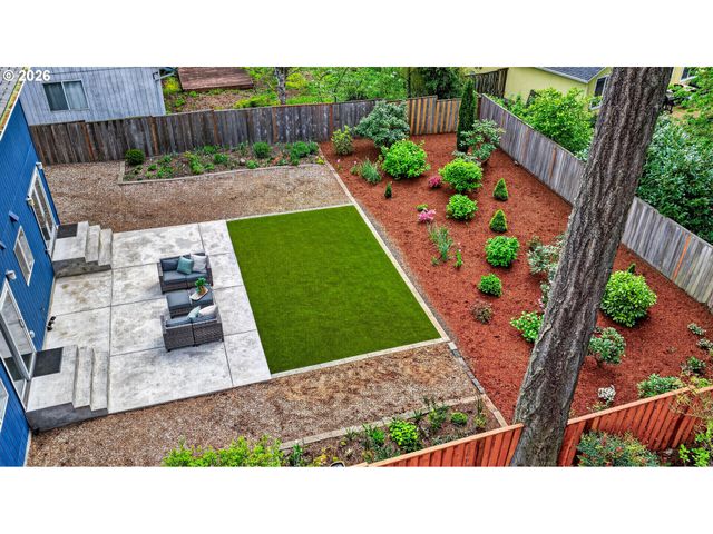 8940 Sw WASHINGTON Dr, Portland, OR 97223