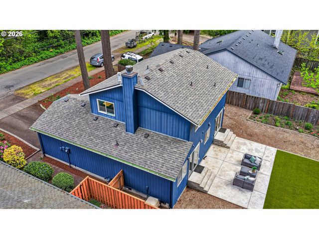 8940 Sw WASHINGTON Dr, Portland, OR 97223