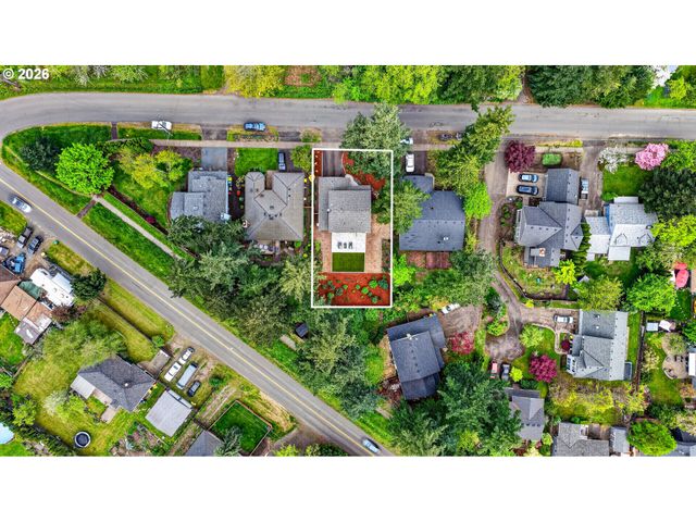 8940 Sw WASHINGTON Dr, Portland, OR 97223