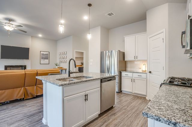 8805 Bronze Meadow Drive, Fort Worth, TX 76131