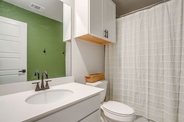 8805 Bronze Meadow Drive, Fort Worth, TX 76131