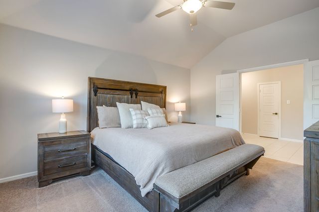 8805 Bronze Meadow Drive, Fort Worth, TX 76131