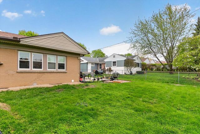 2911 56th STREET, Milwaukee, WI 53219