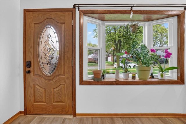 2911 56th STREET, Milwaukee, WI 53219
