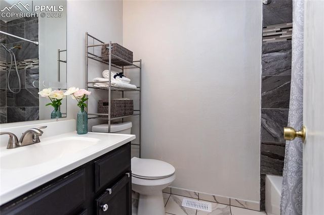 3273 Hearthridge Circle, Colorado Springs, CO 80918