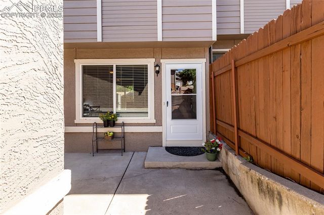 3273 Hearthridge Circle, Colorado Springs, CO 80918