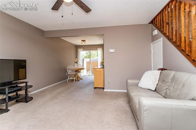 3273 Hearthridge Circle, Colorado Springs, CO 80918