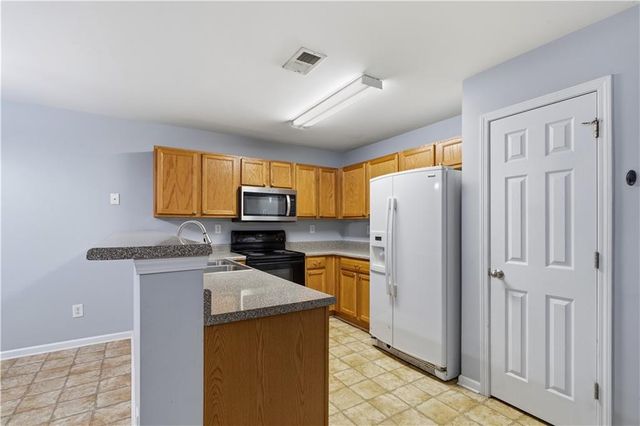 111 Princeton Avenue, Adairsville, GA 30103