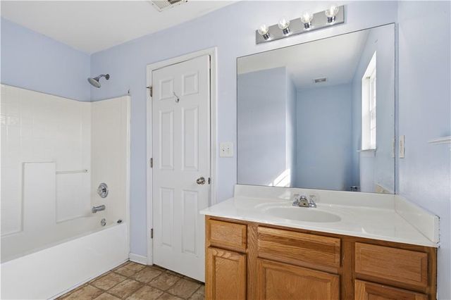 111 Princeton Avenue, Adairsville, GA 30103