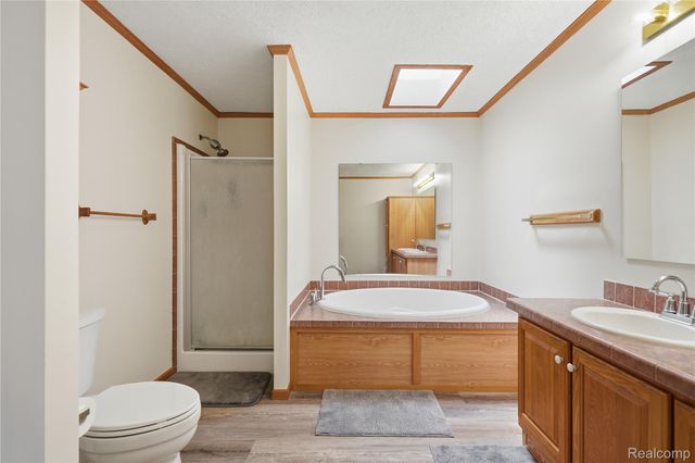 11078 Stony River Court 522, Green Oak Township, MI 48178