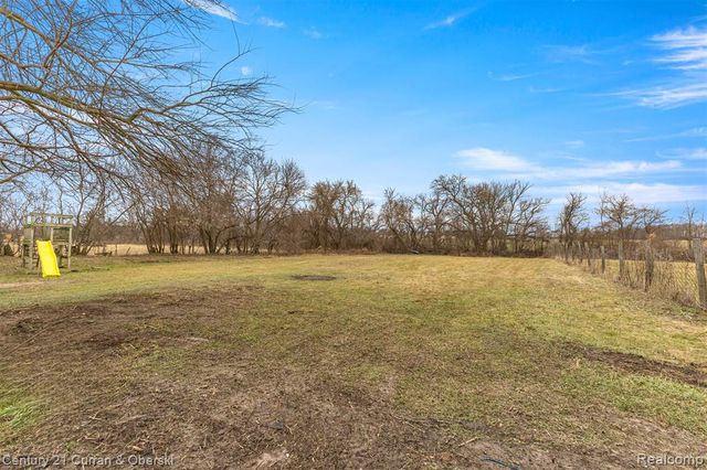 11211 Dennison Road, Milan, MI 48160