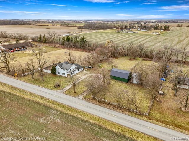 11211 Dennison Road, Milan, MI 48160