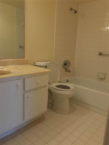 1902 Bermuda Circle D4, Coconut Creek, FL 33066