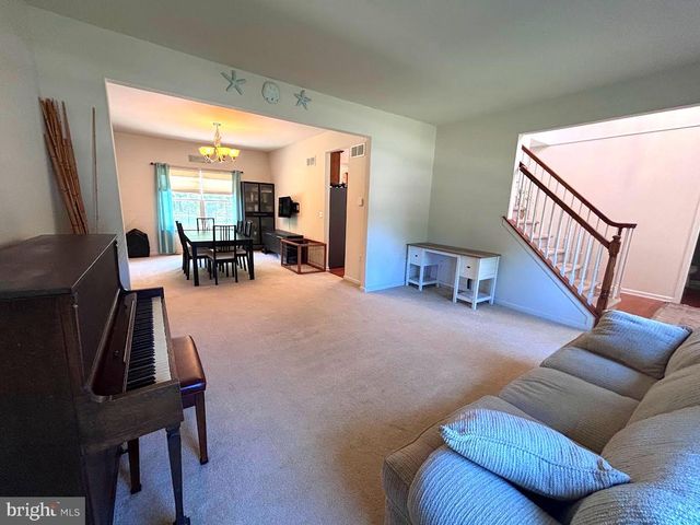 54 ETTIE DR, Millville, NJ 08332