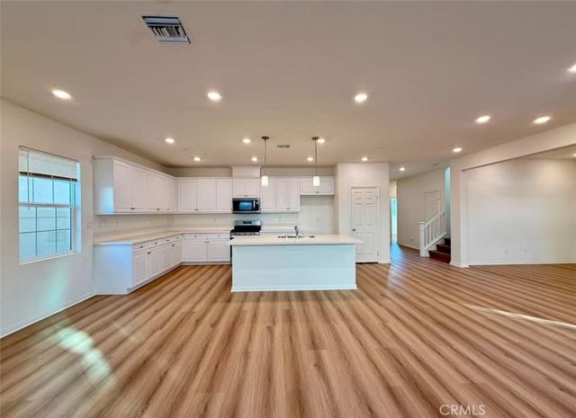 8822 Searcher, Chino, CA 91708