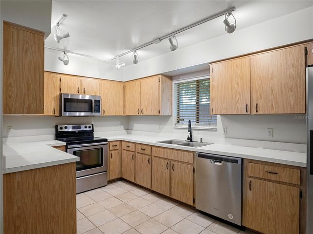 728 RIDGEWOOD WAY, Winter Springs, FL 32708