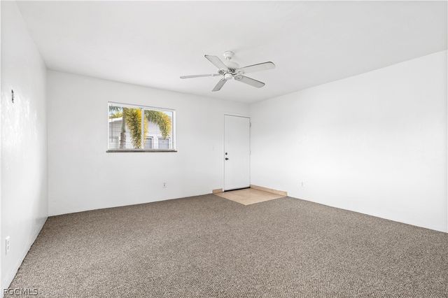 8141 Country RD 202, Fort Myers, FL 33919