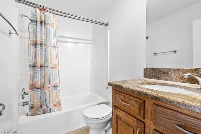 8141 Country RD 202, Fort Myers, FL 33919