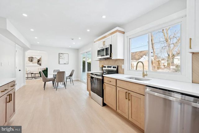 61 BABBITT LN, Willingboro, NJ 08046