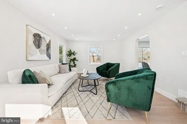 61 BABBITT LN, Willingboro, NJ 08046