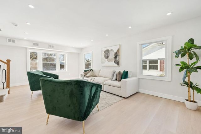 61 BABBITT LN, Willingboro, NJ 08046