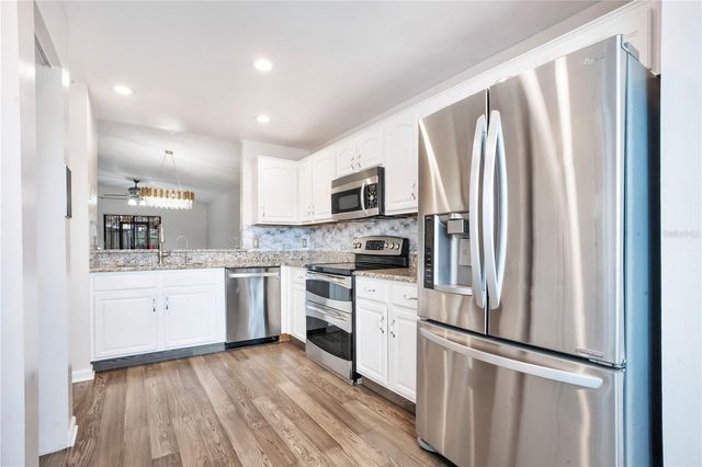 4805 KINGSTON CIR, Kissimmee, FL 34746