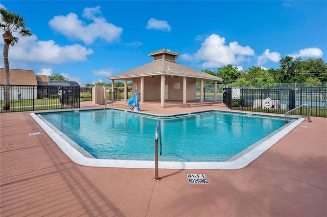 4805 KINGSTON CIR, Kissimmee, FL 34746