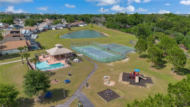 4805 KINGSTON CIR, Kissimmee, FL 34746